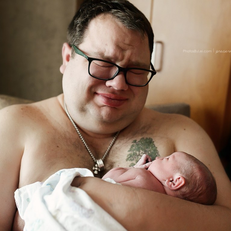 Regenbogen-Baby: Das Foto dieses Vaters sagt mehr als tausend Worte