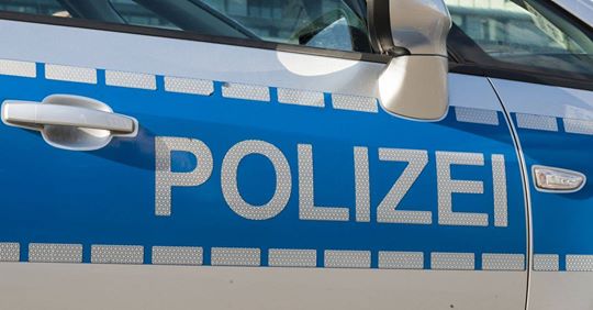 Niedersachsen: Junge ruft Polizei - er hatte Angst vor seiner Mutter