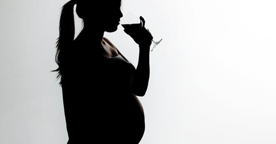 Berlin: Betrunkene Schwangere schlägt Frau krankenhausreif