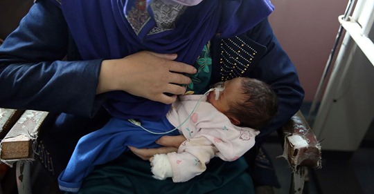 Nach Anschlag auf Entbindungsstation in Kabul: Mutter stillt nun 20 Neugeborene