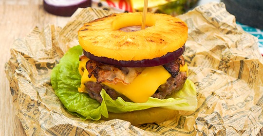 Ananas-Cheeseburger - lecker und low carb