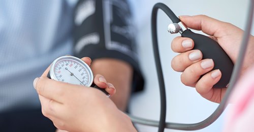 Blutdruck Schwankungen: Das können Sie dagegen tun