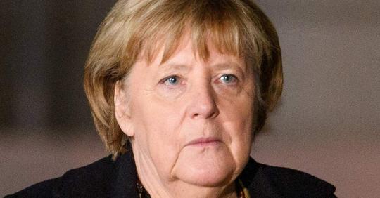 Angela Merkel: Ihr Mann flieht ins Ausland