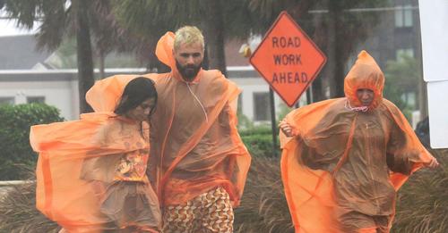 Straßen unter Wasser, elf Millionen ohne Strom: Hurrikan 'Ian' fegt über Florida hinweg