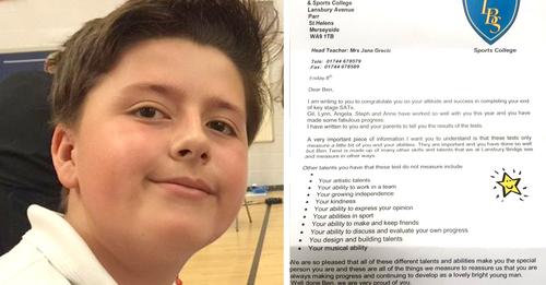 Autistischer Schüler fällt bei einem Test durch: Sein Lehrer schreibt ihm einen wunderbaren Brief