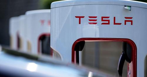 Plötzlich weniger Reichweite: Tesla korrigiert übertriebene Angaben zur Fahrleistung